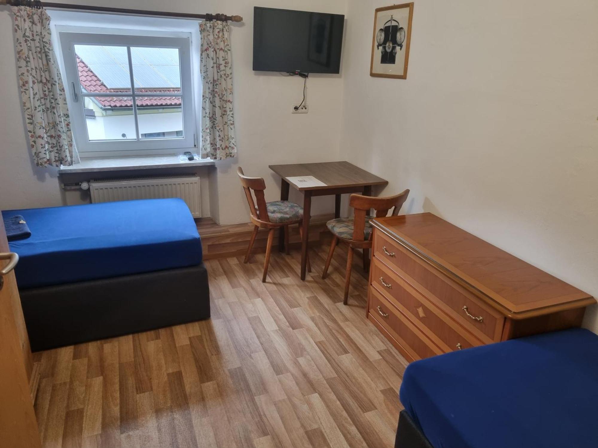 Pension Inntalhof 劳布灵 外观 照片